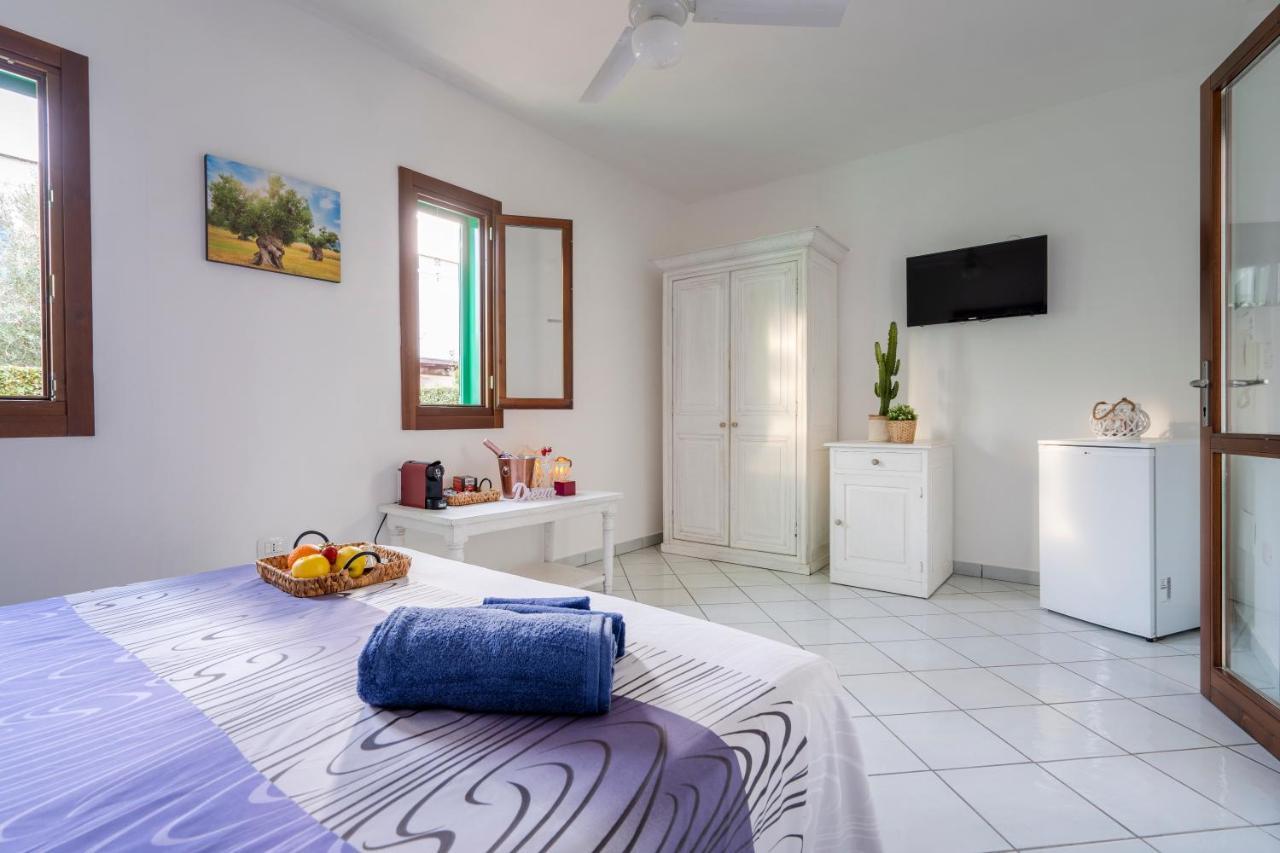 Le Tre Sirene Bed & Breakfast Porto Cesareo Exterior photo